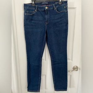 Tommy Hilfiger Amherst Skinny Jeans.